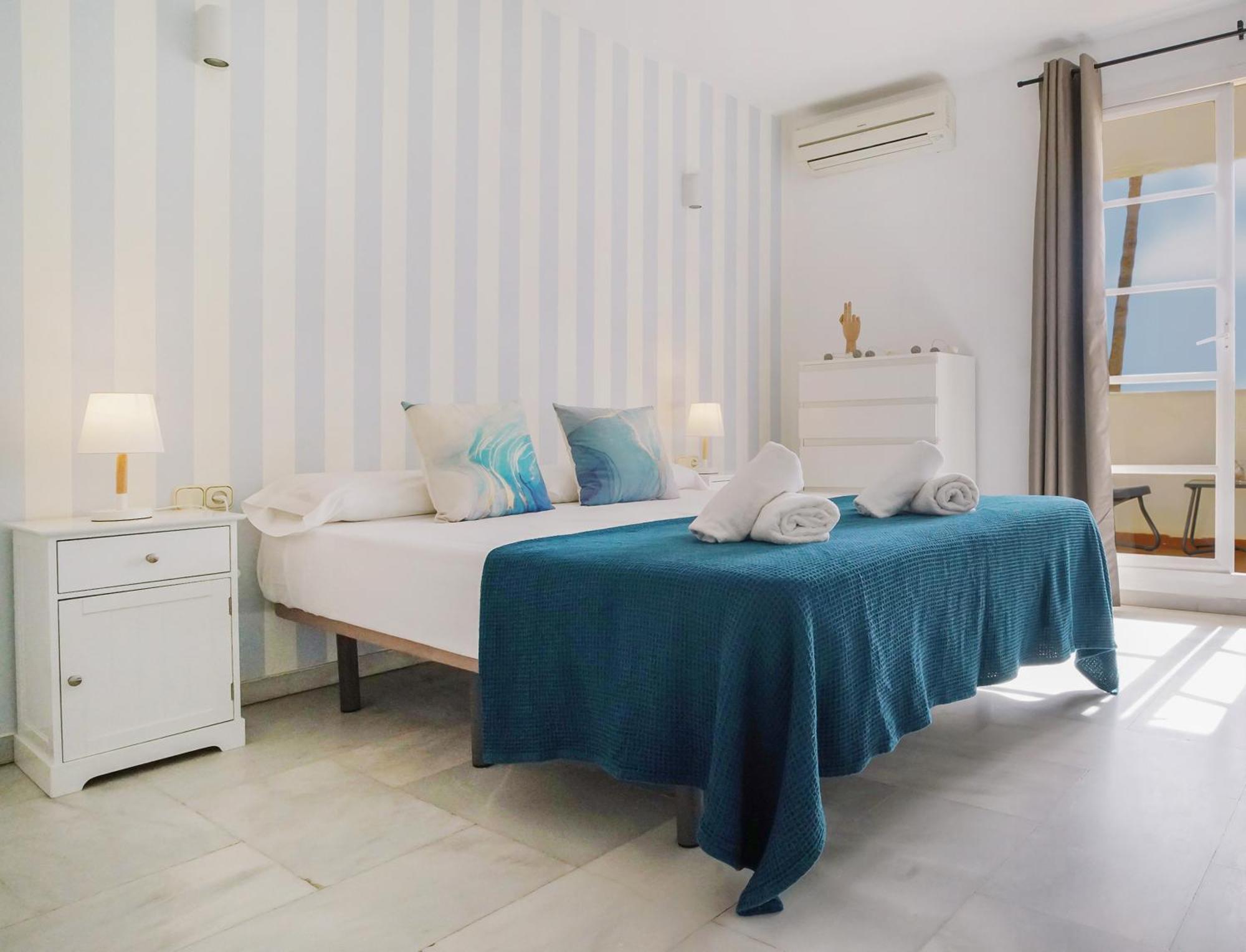 Apartmento En La Pequena Venecia, Puerto Marina Бенальмадена Екстер'єр фото